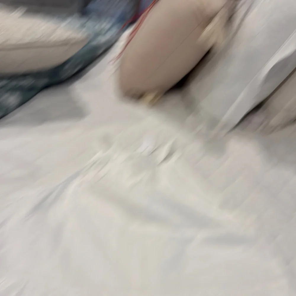 LOFT Women's White Sleeveless Top - Picture 8 of 8